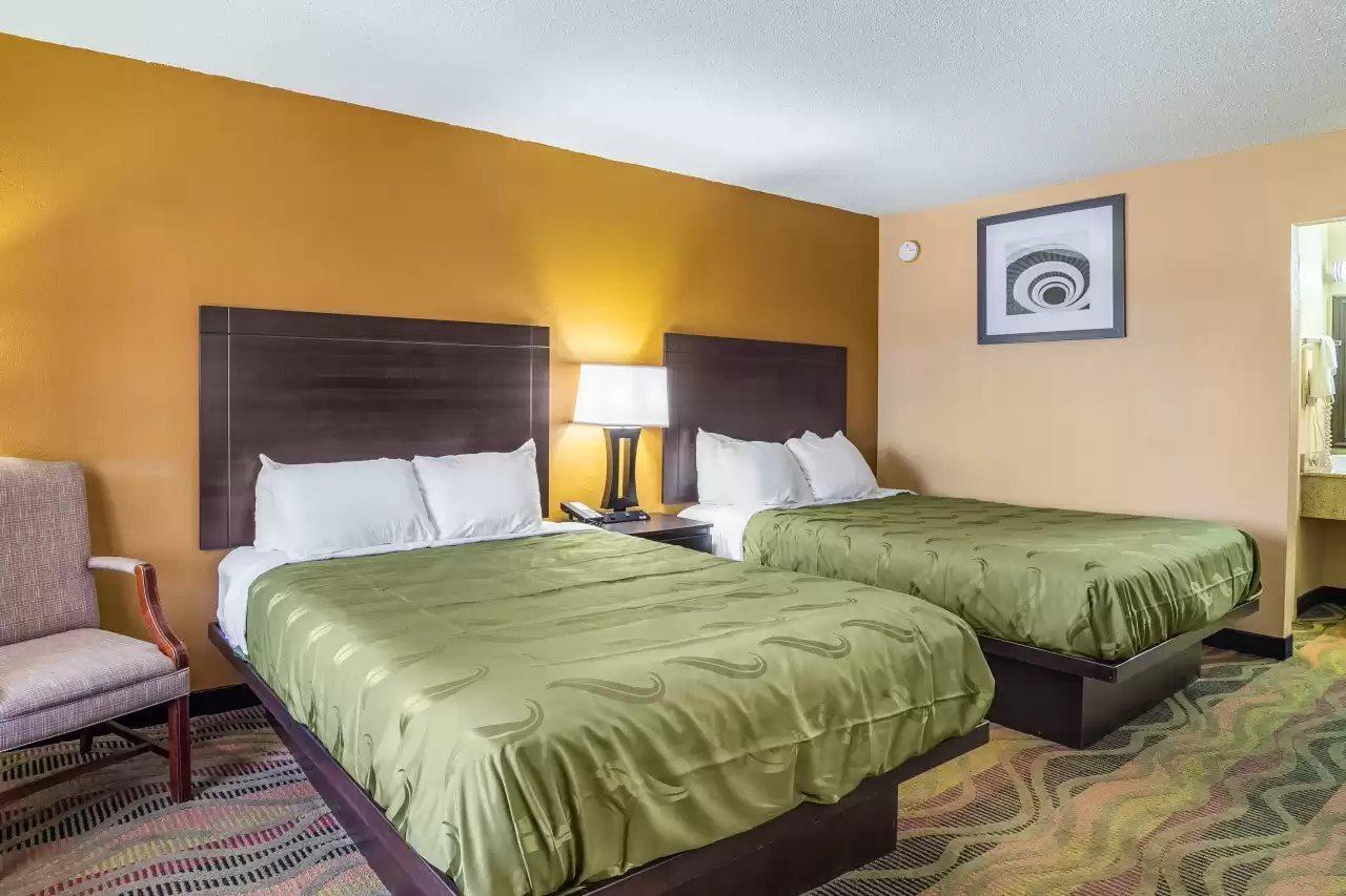 Quality Inn & Suites Santee Bagian luar foto