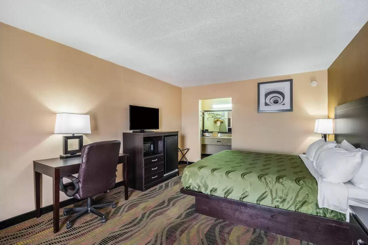 Quality Inn & Suites Santee Bagian luar foto