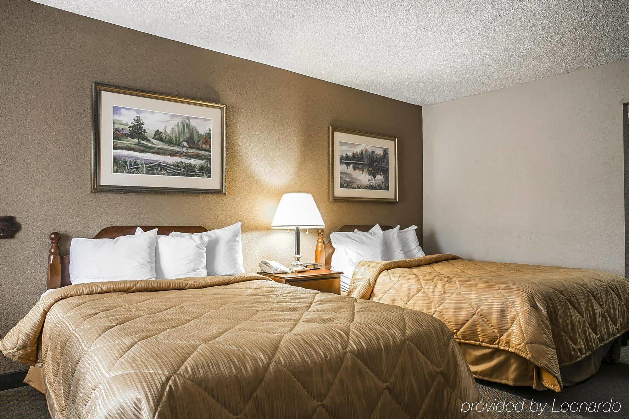 Quality Inn & Suites Santee Bagian luar foto